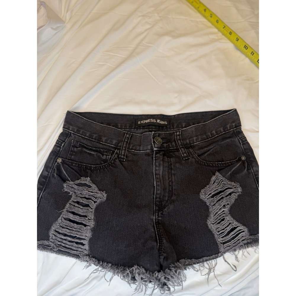 Express Jeans Mid Rise Distressed Cut Off Denim Shorts size 6